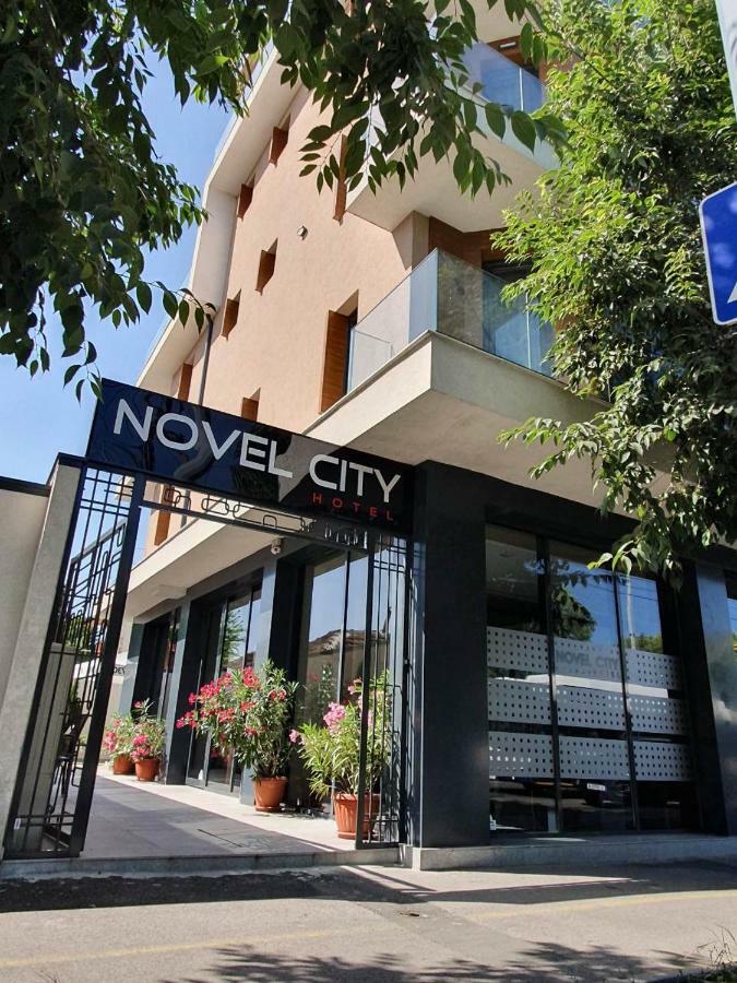 Family Hotel Novel City Бургас Екстериор снимка