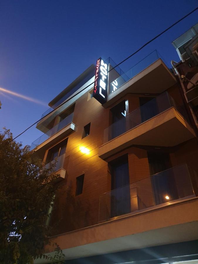 Family Hotel Novel City Бургас Екстериор снимка